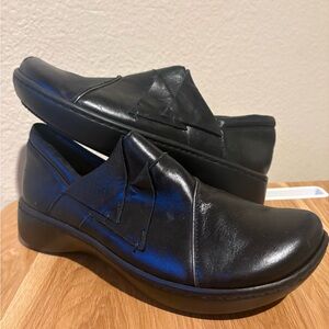 NAOT Black Leather Side Zip Loafers Comfort Shoes Size 39